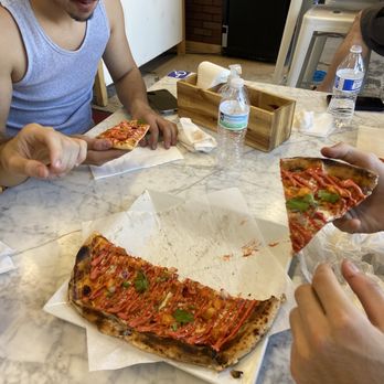 786 Degrees - Tiki Masala Pizza - Pizza Near Me - Los Angeles, California
