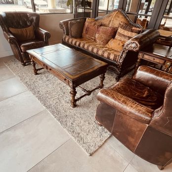 Crave Coffee & Tea - Table - Desserts Near Me - Norco, California