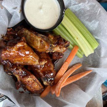Bix - Wings with special sauce. - Sports Bars Near Me - West Des Moines, Iowa Bix - Wings with special sauce. - Sports Bars Near Me - West Des Moines, Iowa