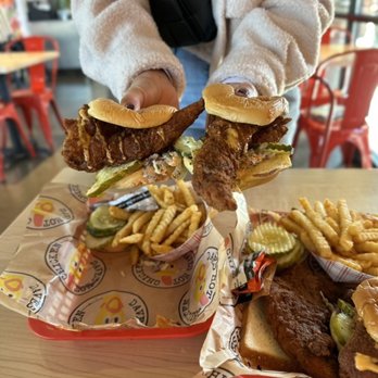 Dave's Hot Chicken - Dave's #2 2 Sliders w/ Fries - Chicken Shop Near Me - Sunnyvale, California Dave's Hot Chicken - Dave's #2 2 Sliders w/ Fries - Chicken Shop Near Me - Sunnyvale, California