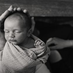 Ashley Kaplan Photography - Newborn photoshoot in our home
