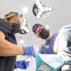 Gold Coast Oral & Maxillofacial Surgery: Steve Yusupov, DDS, MD