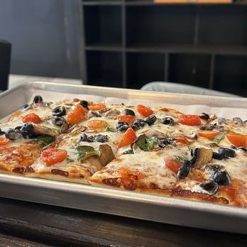 Spiranto's Cucina - "33 Points vs 28 Points" veggie pizza. - Italian Near Me - San Antonio, Texas Spiranto's Cucina - "33 Points vs 28 Points" veggie pizza. - Italian Near Me - San Antonio, Texas