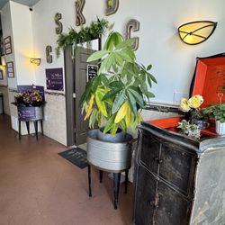 Beat The Daily Grind - Connected floral store