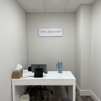 April Berkovich Wellness Studio - Physical Therapy Near Me - Clayton, Missouri April Berkovich Wellness Studio - Physical Therapy Near Me - Clayton, Missouri