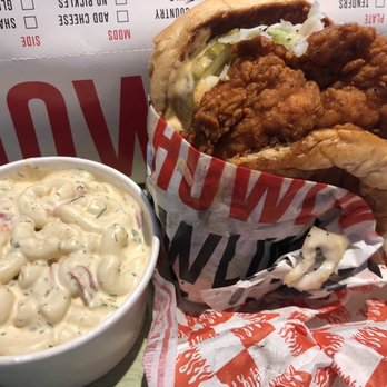 Howlin' Ray's - Mild Sando w/ mac salad - Southern Near Me - Los Angeles, California