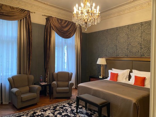 Grandhotel Pupp by null