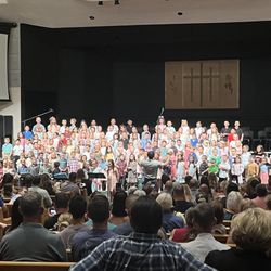 Reedley Mennonite Brethren Church - Children singing.