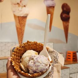 Jeni's Splendid Ice Creams - Signature - brableberry crisp and butter cake - in a waffle cone