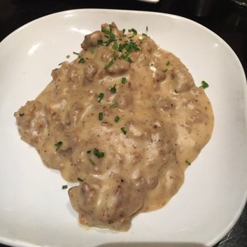 Wilde Bar & Restaurant - Biscuits and gravy - Pubs Near Me - Chicago, Illinois