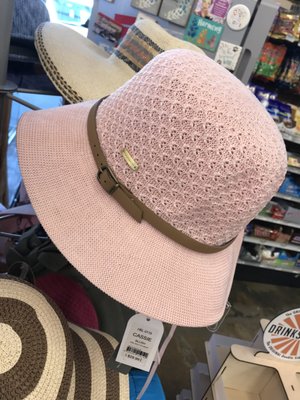 Standard 5 & 10 Ace and Stan's Kitchen by null