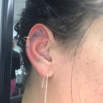 Clean Slate Tattoo & Piercing Studio - Piercing Near Me - Centennial, Colorado Clean Slate Tattoo & Piercing Studio - Piercing Near Me - Centennial, Colorado