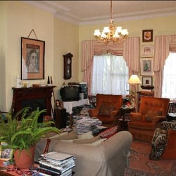 Governors on Fitzroy - living room