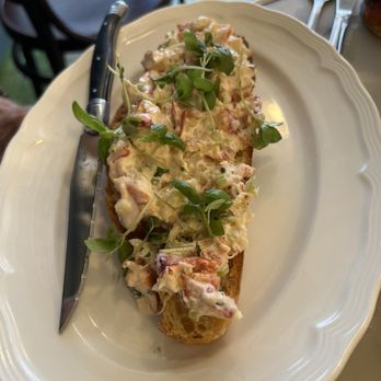 La Bonne Vache - Lobster roll - French Near Me - Washington, DC, District of Columbia La Bonne Vache - Lobster roll - French Near Me - Washington, DC, District of Columbia