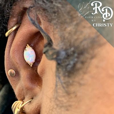 Rabbits Den Tattoo & Body Piercing Parlor