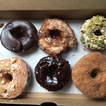 Do-Rite Donuts & Chicken - Donuts Near Me - Chicago, Illinois Do-Rite Donuts & Chicken - Donuts Near Me - Chicago, Illinois