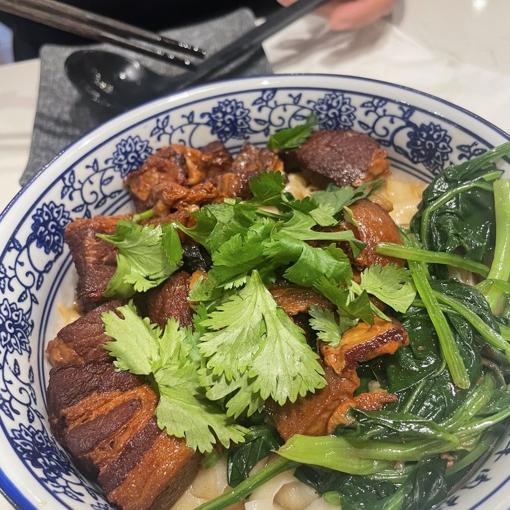 Yelp Elite Week: Highland Noodles - Braised pork with brown sauce noodle / ig: mamachoos.eats.travels - Yelp Events Near Me - Milpitas, California Yelp Elite Week: Highland Noodles - Braised pork with brown sauce noodle / ig: mamachoos.eats.travels - Yelp Events Near Me - Milpitas, California