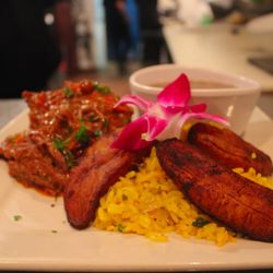 Rocco's Restaurant - Ropa Vieja