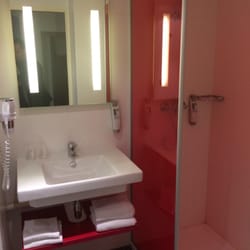 Hotel Ibis Styles Toulouse Cite Espace - Salle de douche