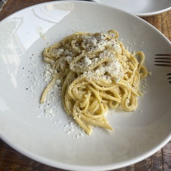 UOVO | Pasadena - Cacio e Pepe - Italian Near Me - Pasadena, California