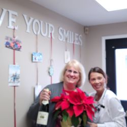 Love Your Smile Dentistry-Vi Lau, DDS