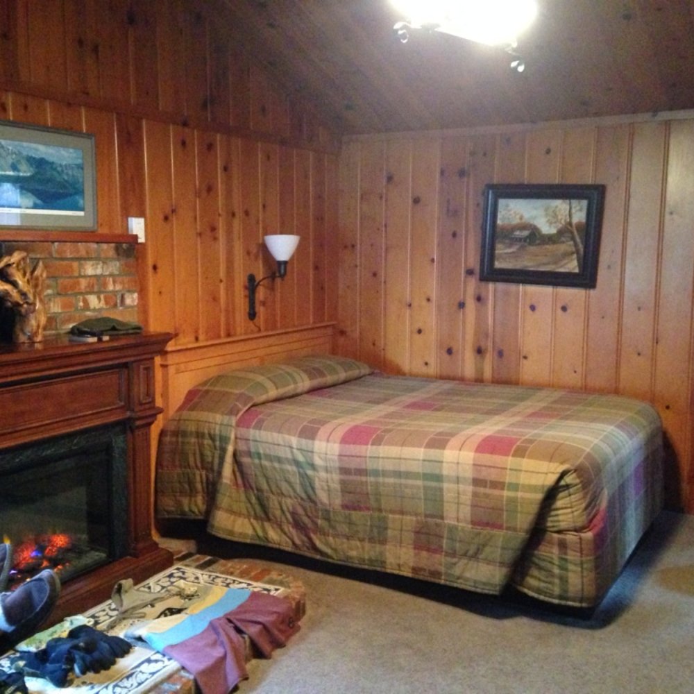 Ireland's Rustic Lodges - Hotels Near Me - Gold Beach, Oregon Ireland's Rustic Lodges - Hotels Near Me - Gold Beach, Oregon