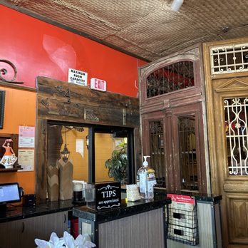 Tres Hermanas - Mexican Near Me - Sacramento, California