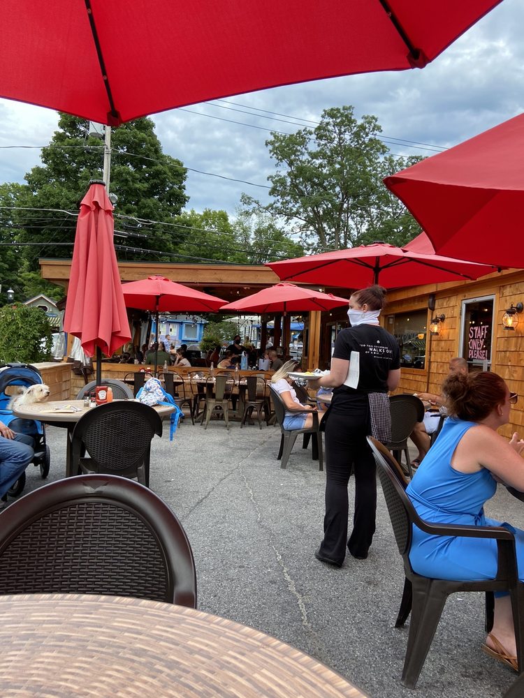 The Huddle Kitchen & Bar