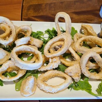 Bâton Rouge Steakhouse & Bar - Calamari - Steakhouses Near Me - Vaughan, Ontario Bâton Rouge Steakhouse & Bar - Calamari - Steakhouses Near Me - Vaughan, Ontario