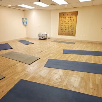 Body & Brain - Pinecrest - Classroom - Yoga Near Me - Pinecrest, Florida Body & Brain - Pinecrest - Classroom - Yoga Near Me - Pinecrest, Florida