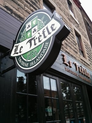 Le Trèfle Taverne Irlandaise by null