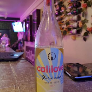 Cali Love Wine - Wine Tasting Room Near Me - Solvang, California