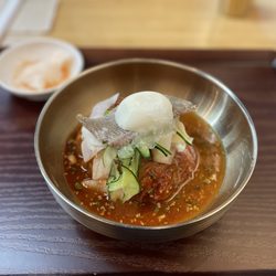 Hampyong Cold Noodles - Spicy cold noodle