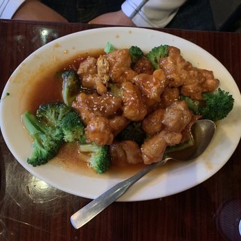 Thai Me Up - Sweet and sour Chicken - Thai Near Me - Pittsburgh, Pennsylvania