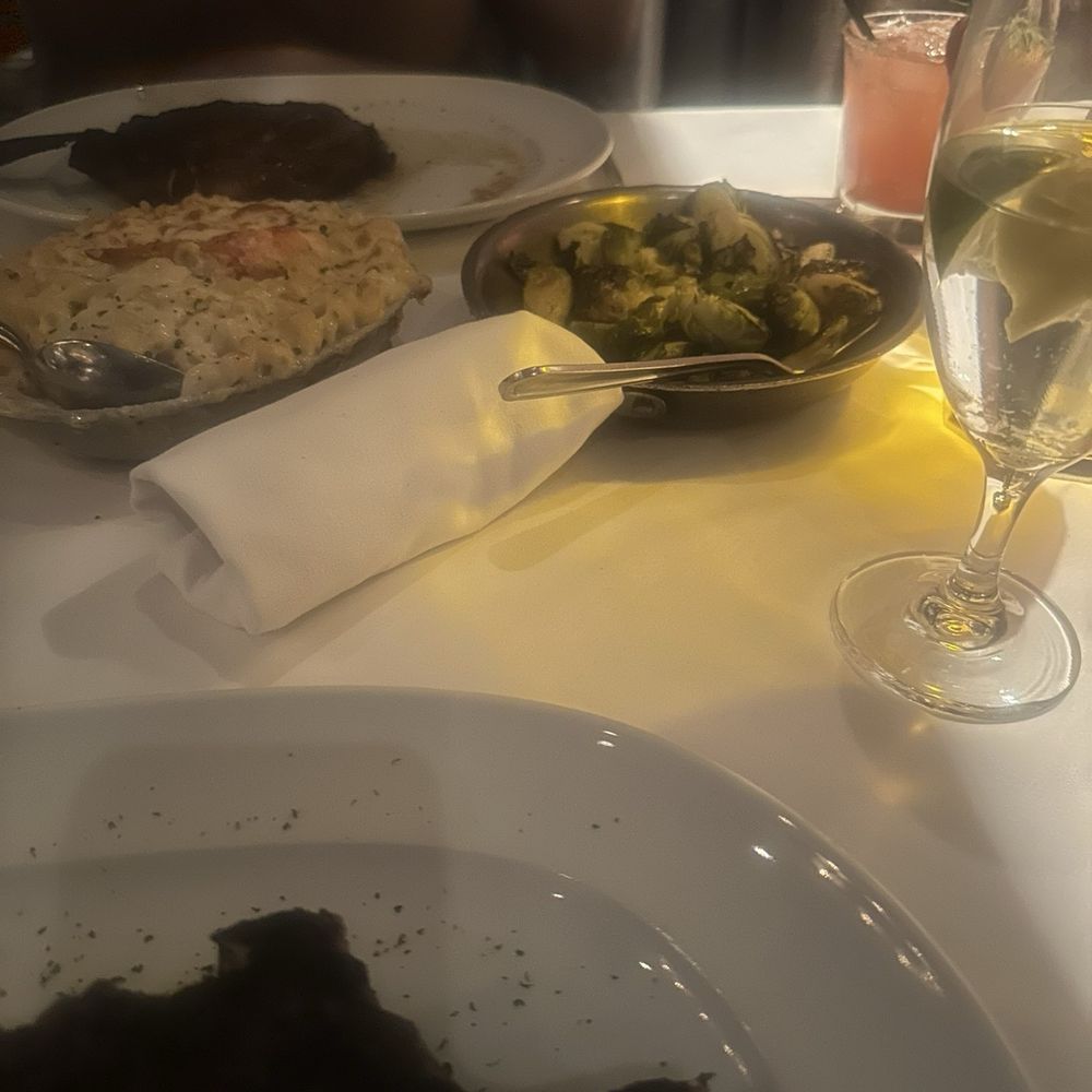 Mastro's Steakhouse - Steakhouses Near Me - Chicago, Illinois Mastro's Steakhouse - Steakhouses Near Me - Chicago, Illinois