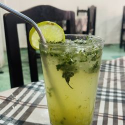El Mero Mero Mariscos Y Cervezas - Mojito