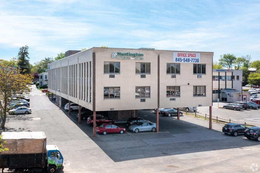 THE BALDWIN PROFESSIONAL BUILDING 2280 Grand Ave, Baldwin, New York