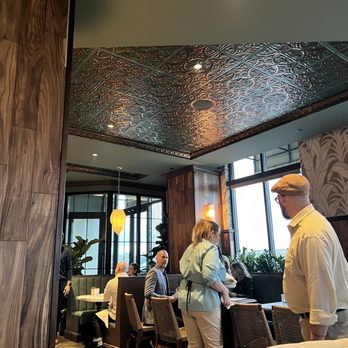 Starling - Interior - Desserts Near Me - Edina, Minnesota Starling - Interior - Desserts Near Me - Edina, Minnesota