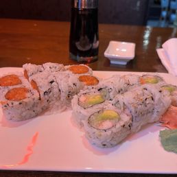 Crunchy tuna and California rolls Crunchy tuna and California rolls