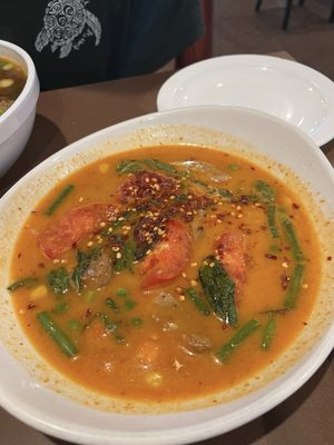 Lisu's Thai Taste | Roseville by null