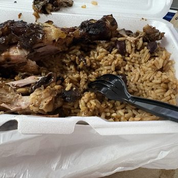 Jerrrk Time - Rice and peas and jerk chicken - Caribbean Near Me - Virginia Beach, Virginia