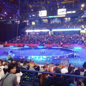 Allstate Arena - Center ring - Stadiums & Arenas Near Me - Rosemont, Illinois