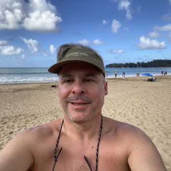 Hanalei Bay Beach - Bring a hat - it's hot and sunny - Beaches Near Me Hanalei Bay Beach - Bring a hat - it's hot and sunny - Beaches Near Me