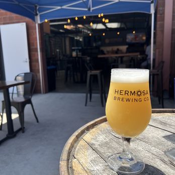 Hermosa Brewing - Torrance - Hazy IPA - Breweries Near Me - Torrance, California Hermosa Brewing - Torrance - Hazy IPA - Breweries Near Me - Torrance, California