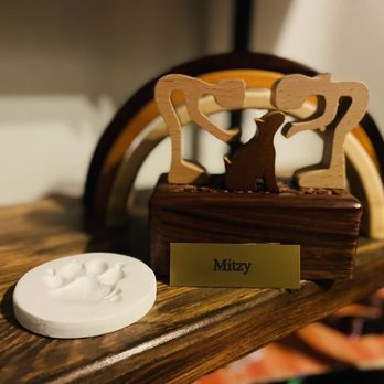 Mobile Pet Cremations - Mitzy Bernal urn - Pet Cremation Services Near Me Mobile Pet Cremations - Mitzy Bernal urn - Pet Cremation Services Near Me