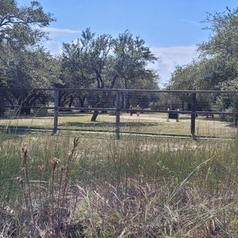 Memorial Park - Back view of the large dog park - Dog Parks Near Me - Rockport, Texas