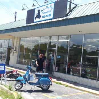Kiss My Gas Scooters - Front of new location 2 blocks south of Bass Pro - Motorcycle Dealers Near Me - Springfield, Missouri Kiss My Gas Scooters - Front of new location 2 blocks south of Bass Pro - Motorcycle Dealers Near Me - Springfield, Missouri