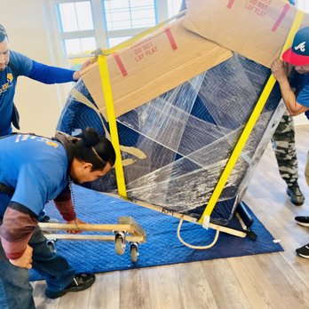 Royal Movers - Piano moving - Movers Near Me - Sterling, Virginia Royal Movers - Piano moving - Movers Near Me - Sterling, Virginia