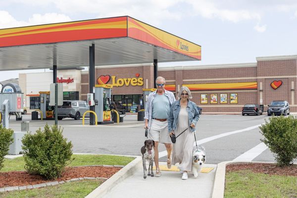 Love's Travel Stop by null