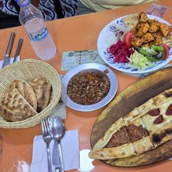 Mevlana Kebap & Lahmacun Salonu